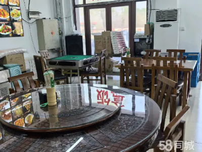 新装修的双层楼饭店 去年新装修 布局合理