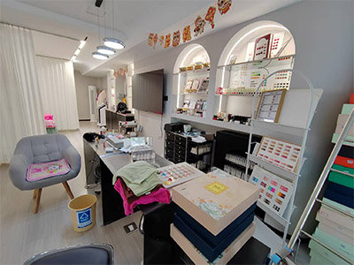 3万急转东港海港城现成的美容美甲店