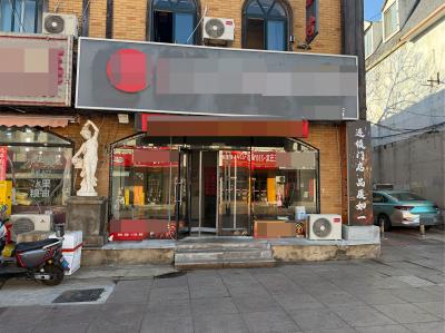 开发区轻轨站日均3000多餐饮店转让