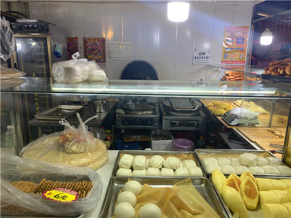 辛寨子大型市场面食店出兑