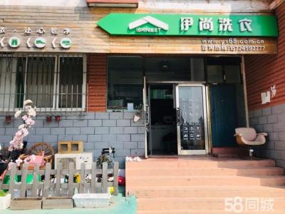 周边小区居民多 邻市场