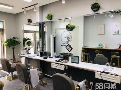 甘井子区双门头出兑现经营美发店