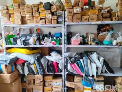 800+发件30+外送特少两人就能干 3室地方大可加项面谈