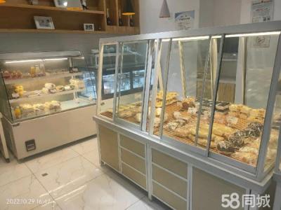 蛋糕店出兑转让 学校周边蛋糕店 有其他生意 忙不过来