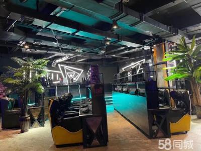 营业中网咖出兑 123台机器 剩余5个月房租 装修特别好