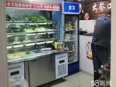 泡崖市场地脚餐饮店