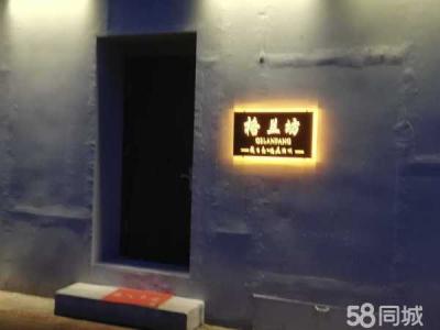 欧式古典豪华装修一二楼位置 有营业执照可做餐饮 房租便宜