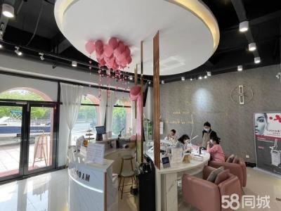 美甲店豪华装修9成新 可做美容