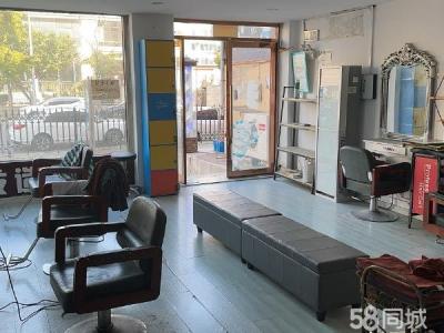 门口公交车站 交通方便 人流密集 来实地考察吧  5年老店