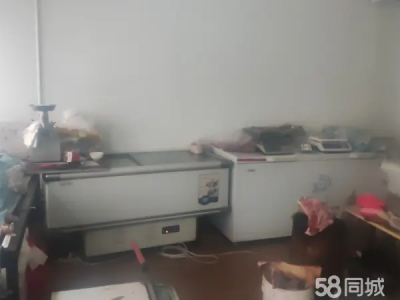 周边人群多客流量大。可以实地考察