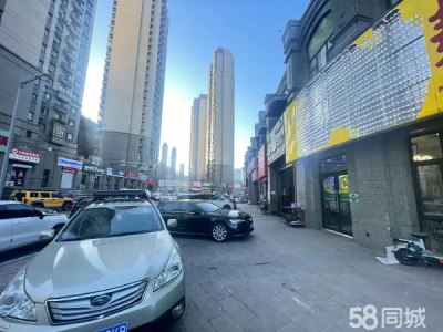 这边公寓楼 小区 中学 靠近海边