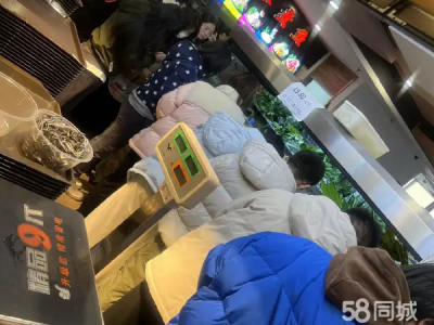 个人 生意转上 埃森哲美食广场内档口出兑