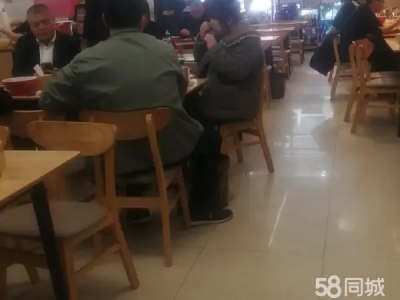 华南广场品牌面馆转让