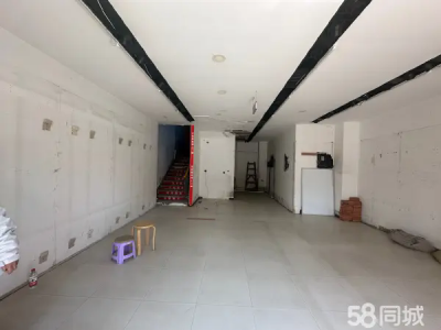 革镇堡空铺出租