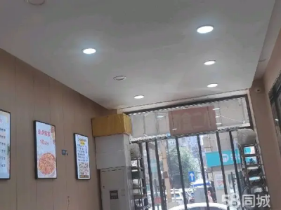 临街商铺转让有阁楼