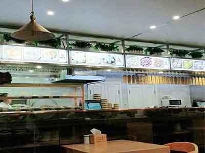 保税区轻轨站200平餐饮店转让