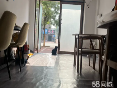 上下两层 临街 靠学校 商铺人