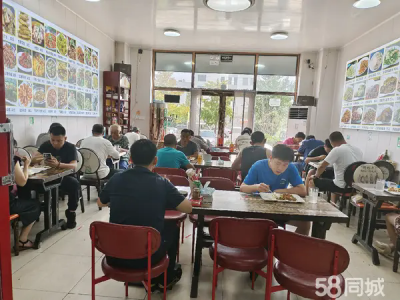营业中旺店 新装修 干净明亮 房租低