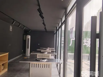 免租金 拾贝湾梦幻水乐园临街旺铺招租合作 出租出兑