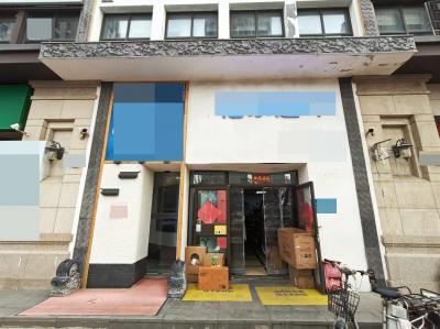 红星海临街纯一层100平空铺出租