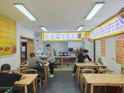 开发区高城山夜市餐饮店转让 可整转可分租