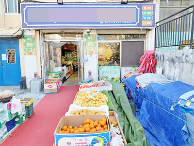 百合山庄临街生鲜超市转让