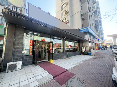 鹏辉小学门前15米门头餐饮店转让