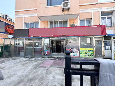 金三角市场南门纯一层空铺出租