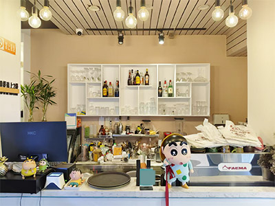 万达附近小区临街餐饮店转让（可改项）
