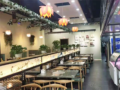 开发区万国宫馆餐饮店出兑