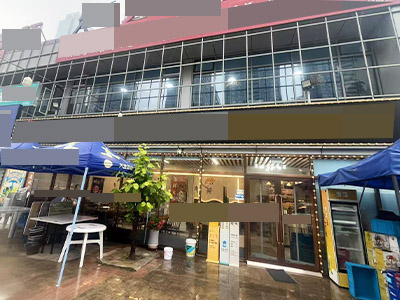 东港地铁站旁17米门头纯一层可外摆烧烤