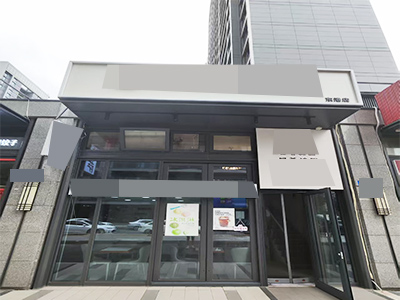 东港地铁口出口餐饮店转让