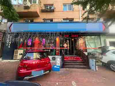 民主广场纯一层190平餐饮店转让
