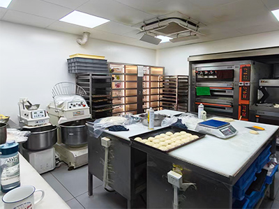 中山区南山附近300平烘焙店转让