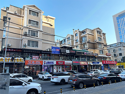 2万转西安路45平精致餐饮店转让