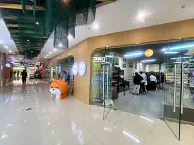 高新万达内扣点租金的爬宠店转让