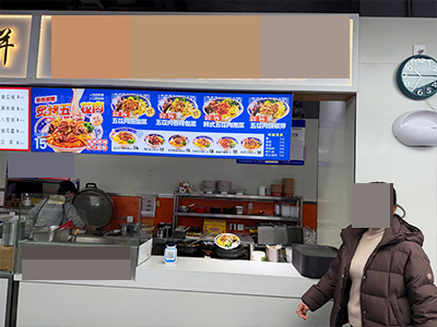 金州嘉睿美食城档口3万就转~租金月付