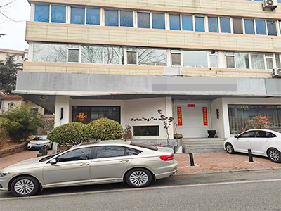 老虎滩精装160平空铺出租