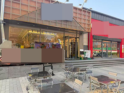 双小区门口可外摆临街7米门头烤肉店转让