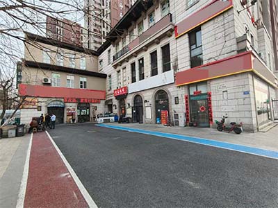 卫生中心对面临街清水公建出租(可分租)