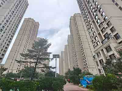红旗西路210平二层楼出租