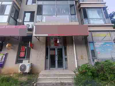 亿达世纪城门口纯一层公建出租