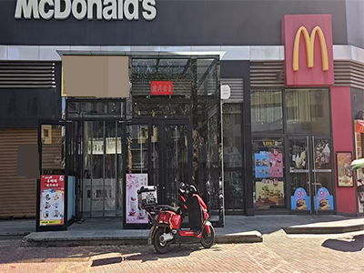 普兰店临街手作酸奶奶茶店转让