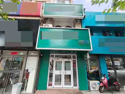 山东路临街带装修商铺出租