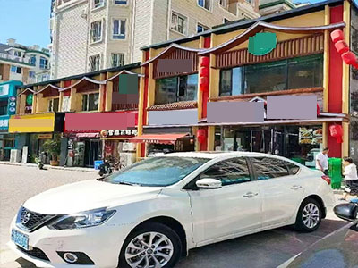东城天下临街主道大门头餐饮店转让