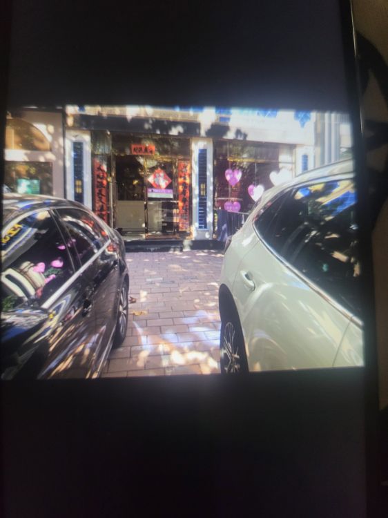转美容院一楼，临街旺铺